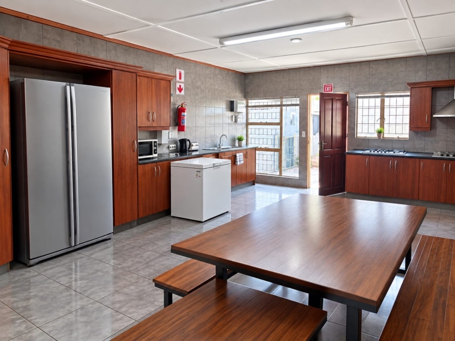 13 Bedroom Property for Sale in Brandwag Free State